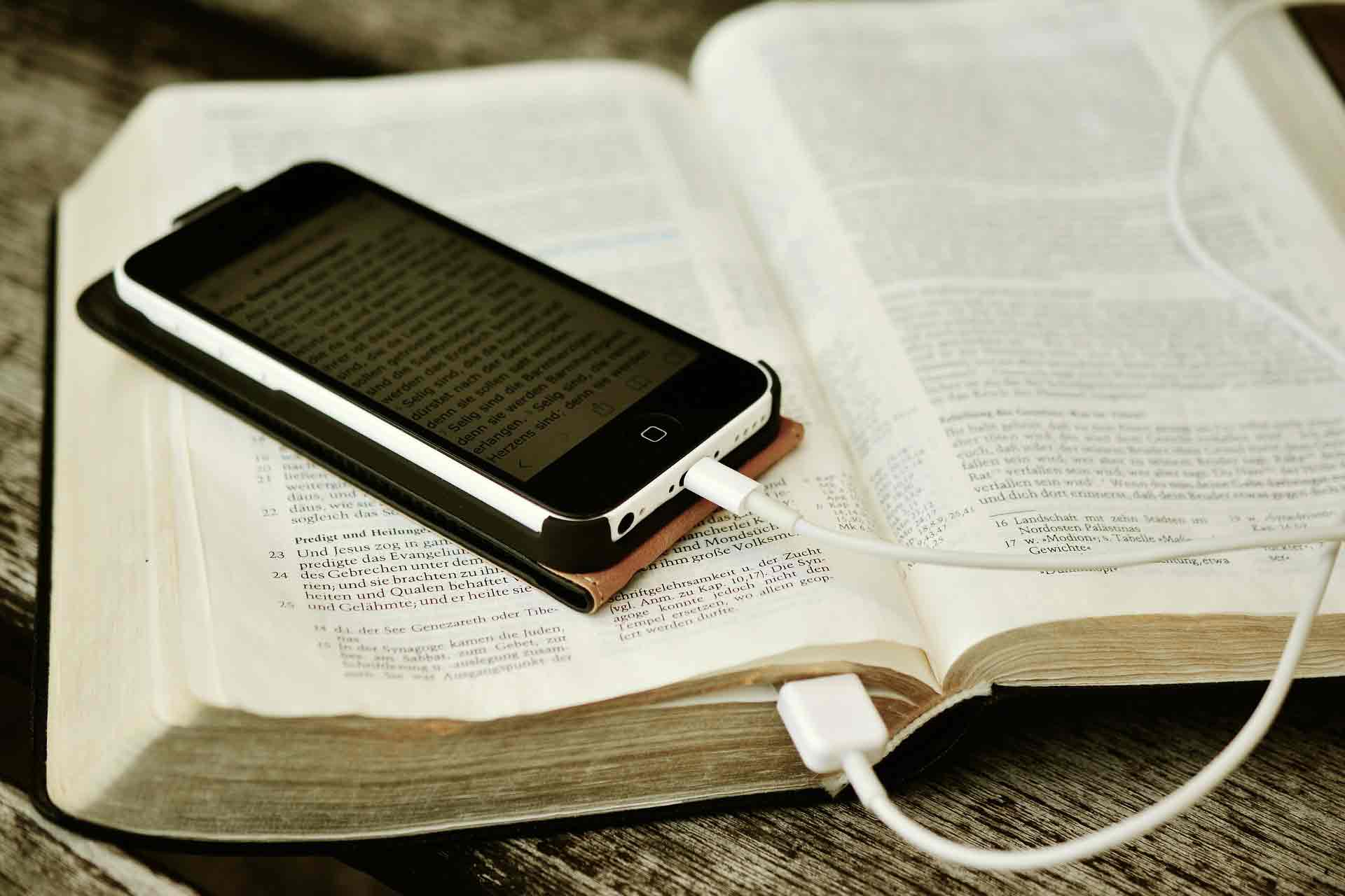 Best Jesus Apps in 2023 To Live A Faithful Life