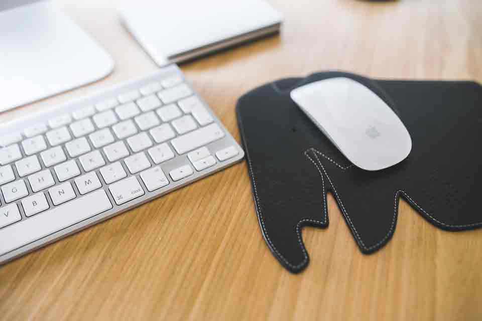 How To Clean A Mouse Pad